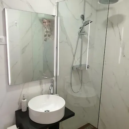 Sea Star بيت ضيافة Tribalj